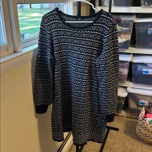 Hatley Black and White Knit Patterned sweater dress